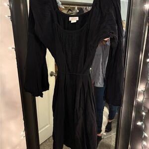 Ariat Women's Elegant Black Long Sleeve Dress